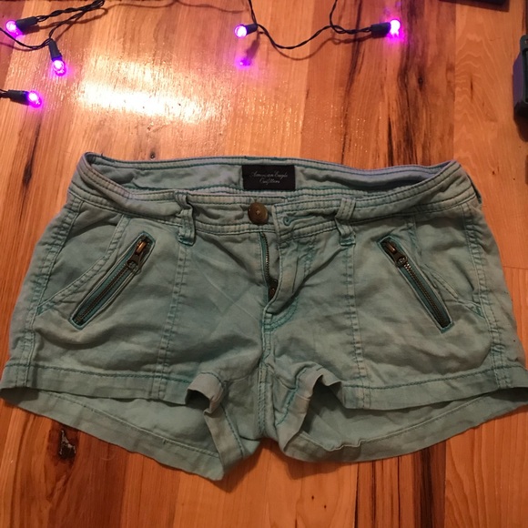 American Eagle Outfitters Pants - American eagle shorts